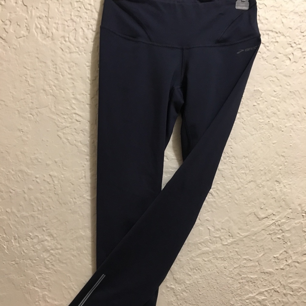 BROOKS  Navy Blue joggers